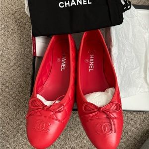 Chanel Red Quilted Leather CC Bow Cap Toe Ballet Flats size9